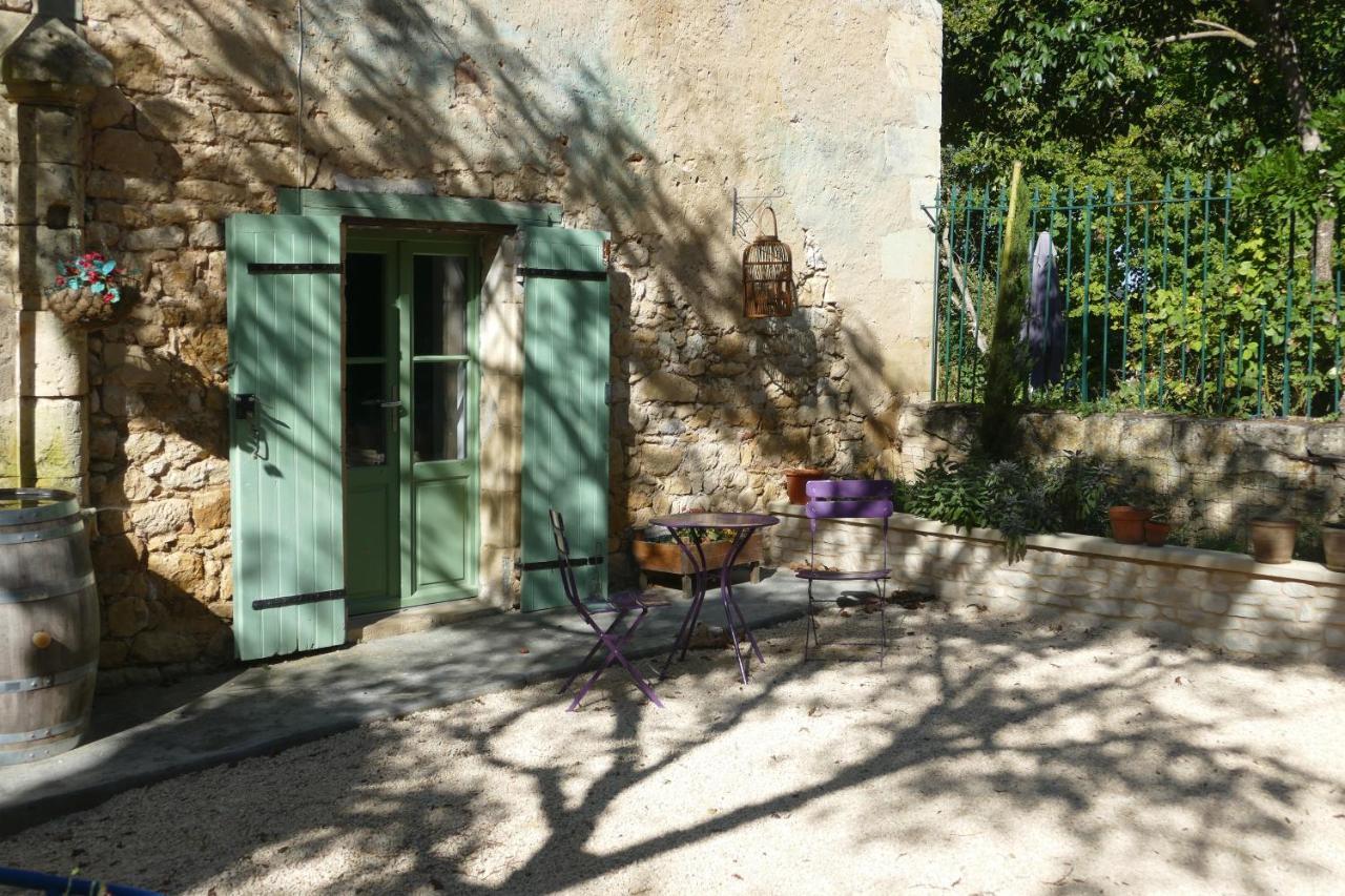 1 Rue Pasquet - 2 Double Rooms In The Main House Beaumont-du-Périgord Exterior foto