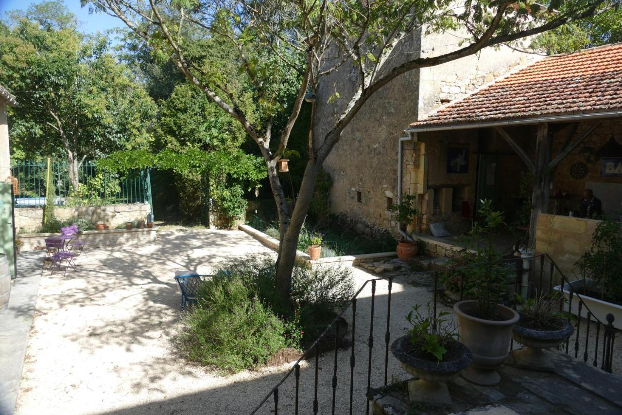 1 Rue Pasquet - 2 Double Rooms In The Main House Beaumont-du-Périgord Exterior foto